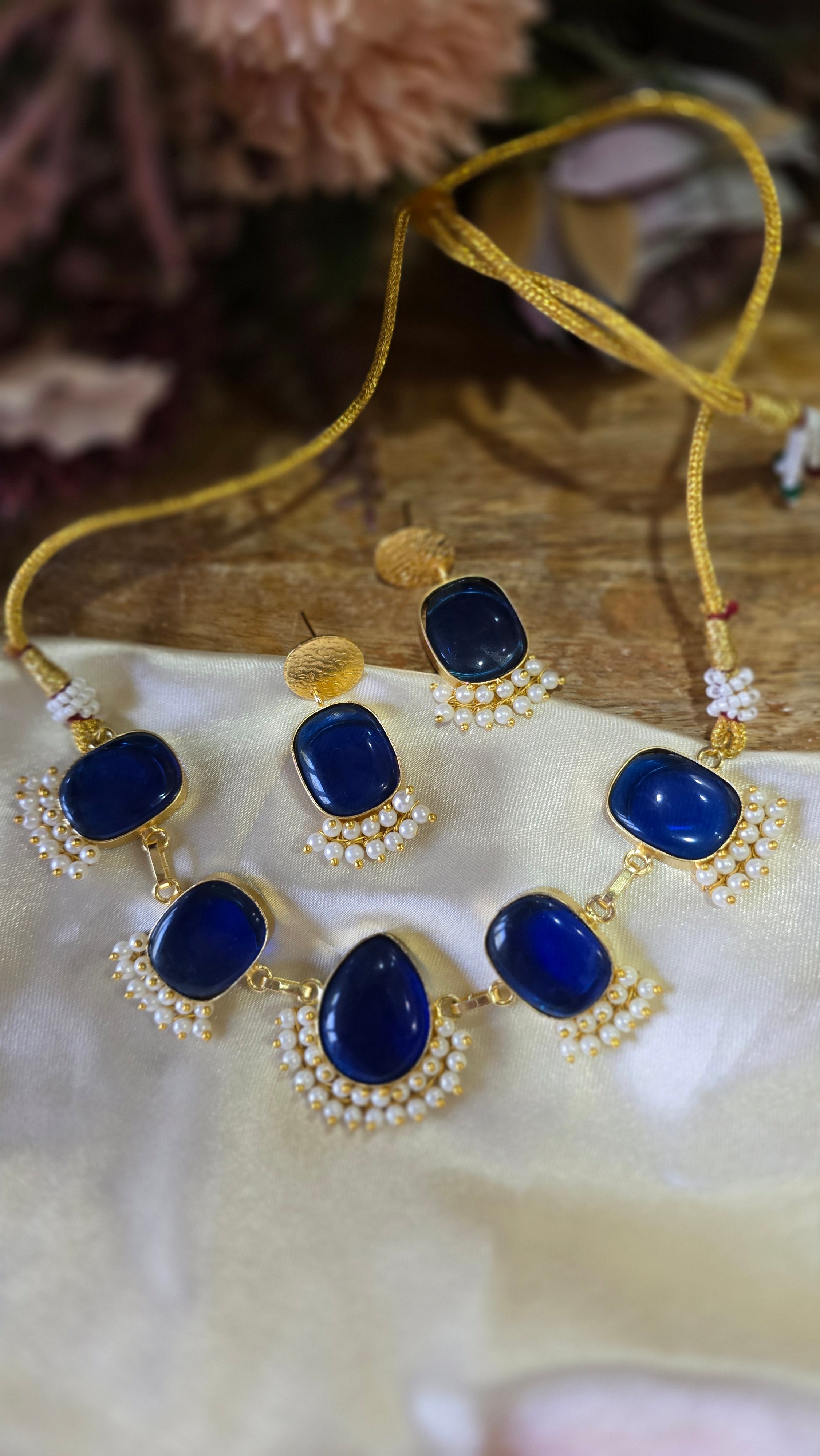 The Aura Necklace Set