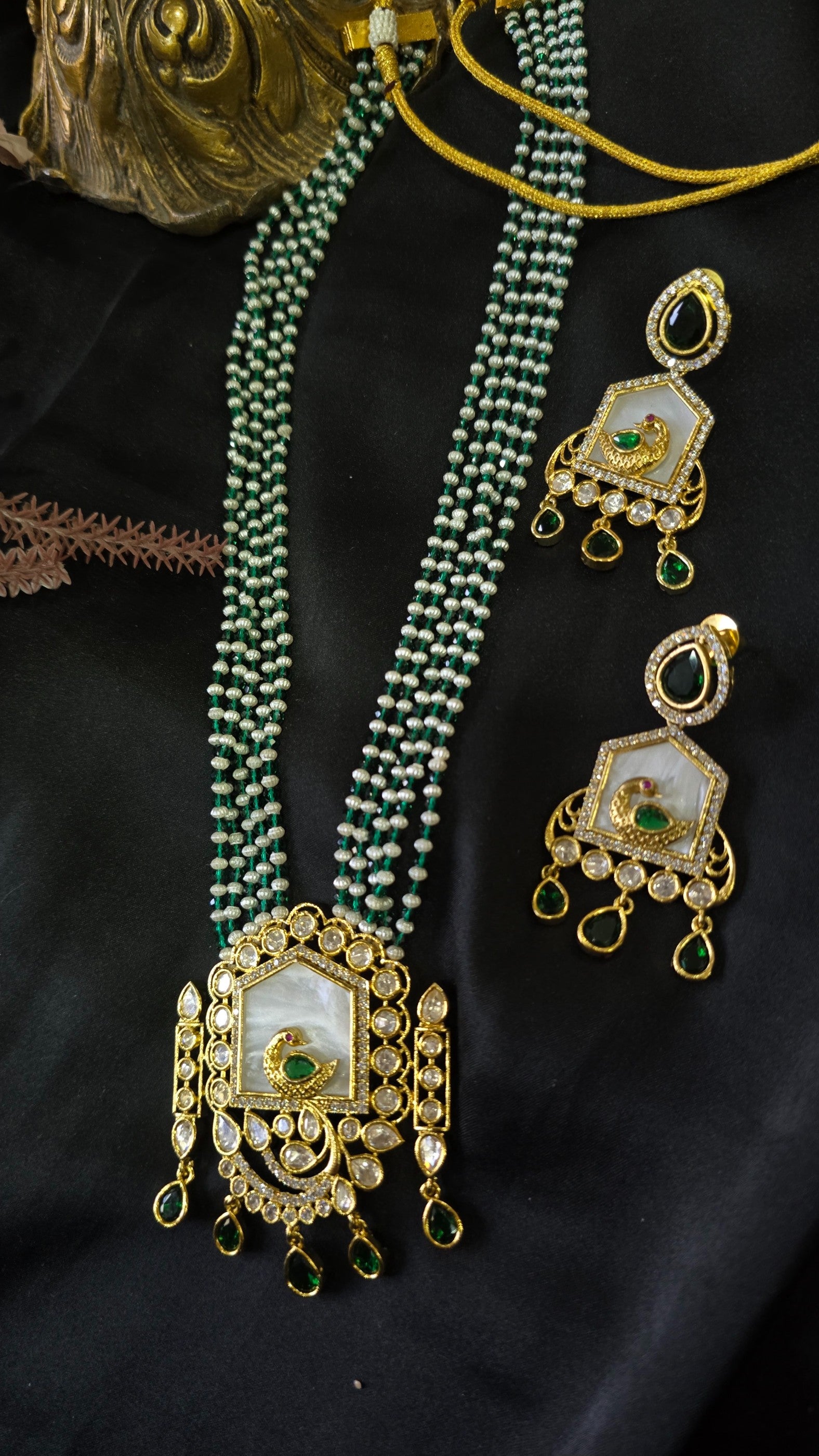 Peacock (Mayur) motif, Kundan/Polki