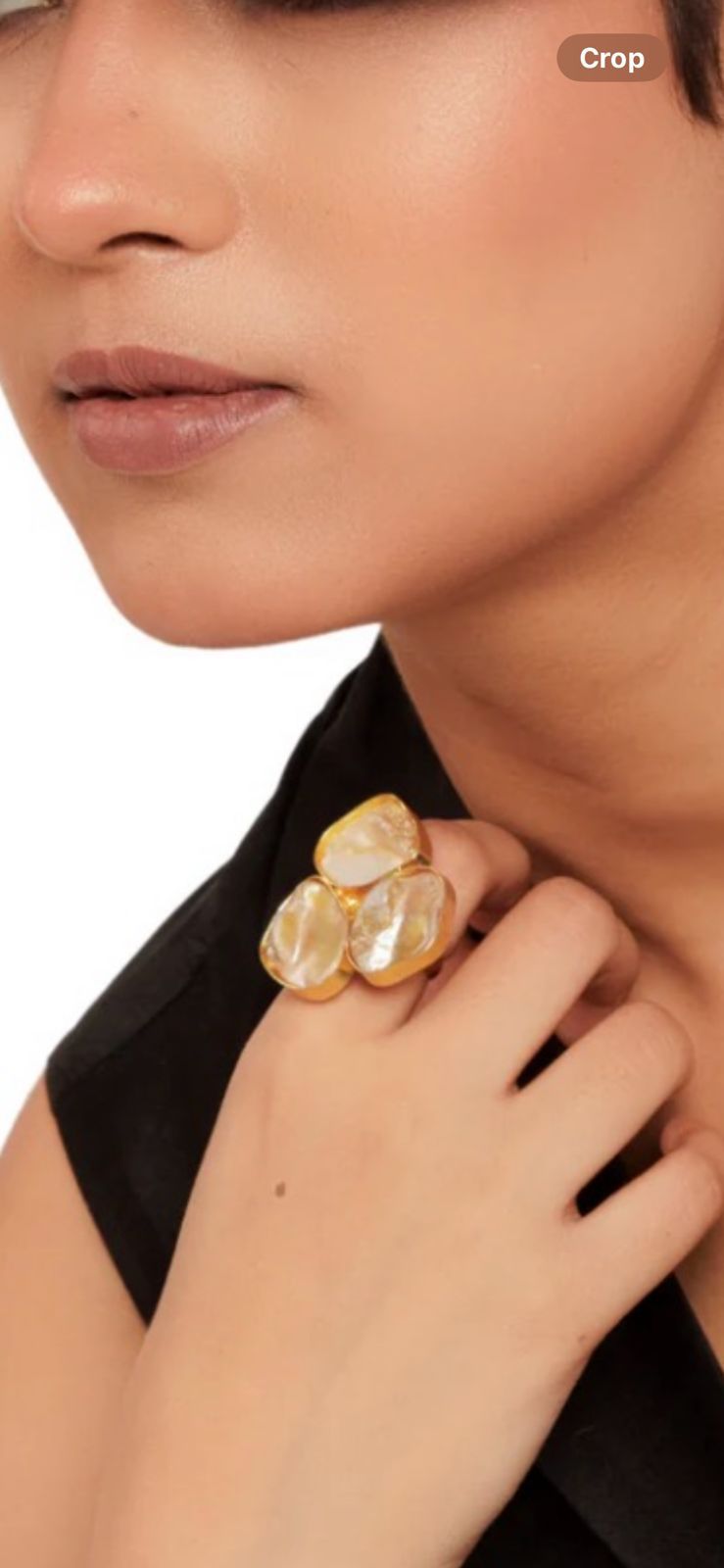 Mother of Pearl- Three stone ring