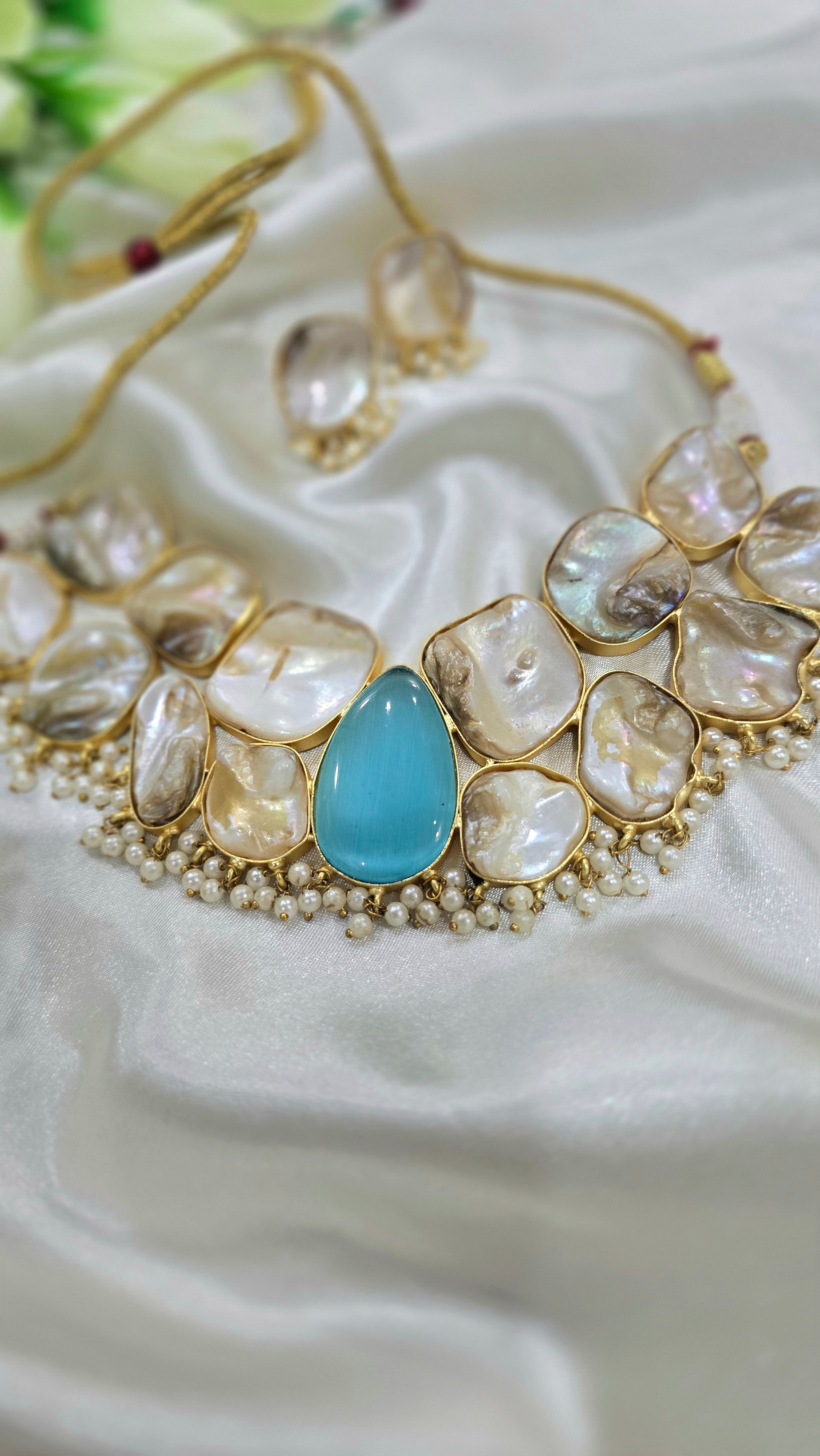MOP Statement Pearl Choker Set