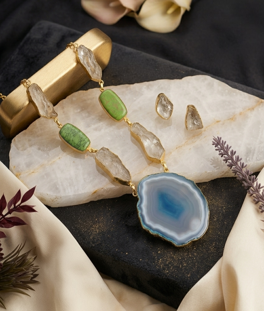 The Gaia Raw Agate Slice Necklace