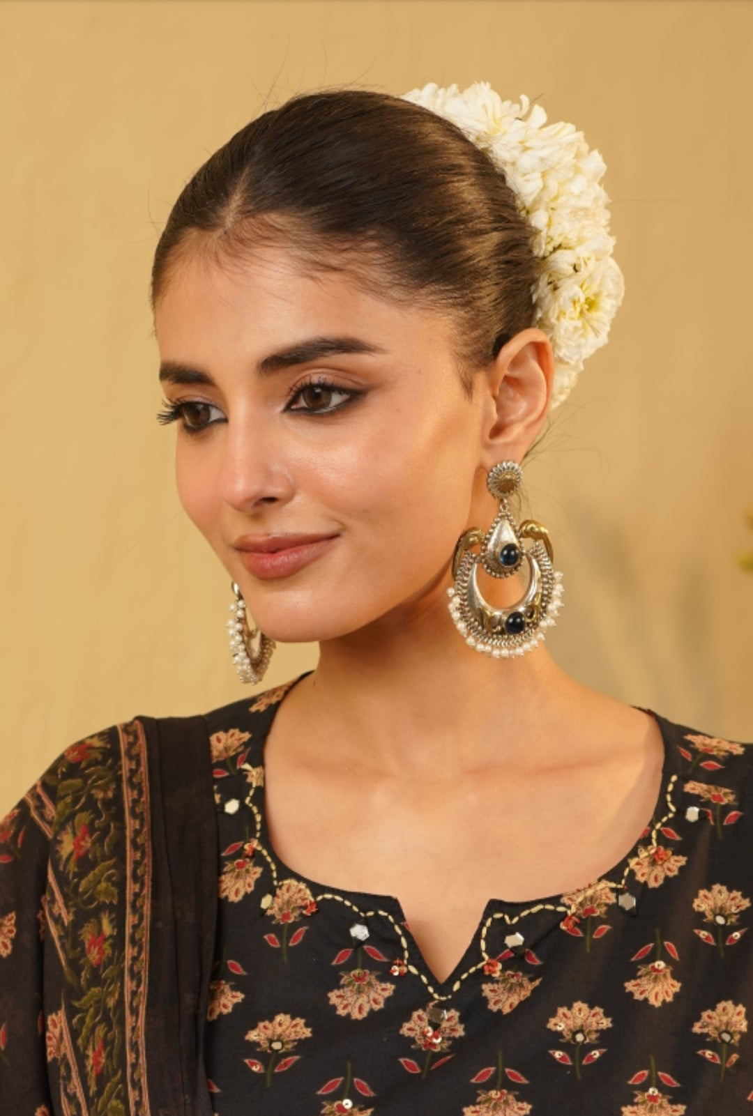 The Chandrika Oxidized Silver Chandbalis