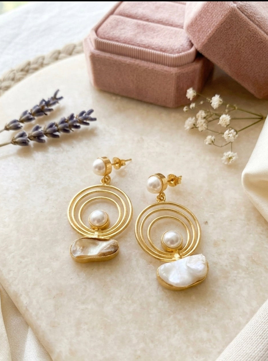 Pearl & Gold Collection: