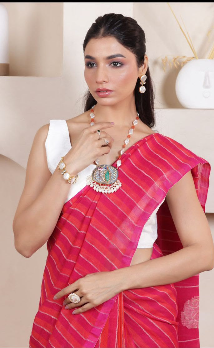 The Mayura Heritage Necklace – Hand-Painted Pendant with Keshi Pearls