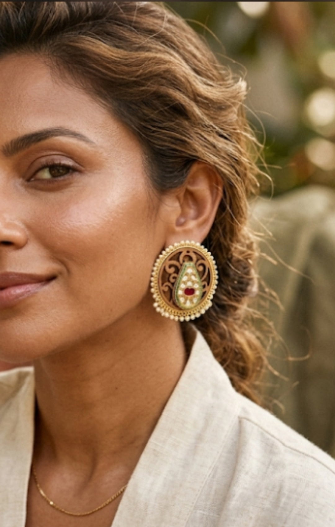 Handcrafted Wood Engraved Kundan Stud Earrings with Pearl Border