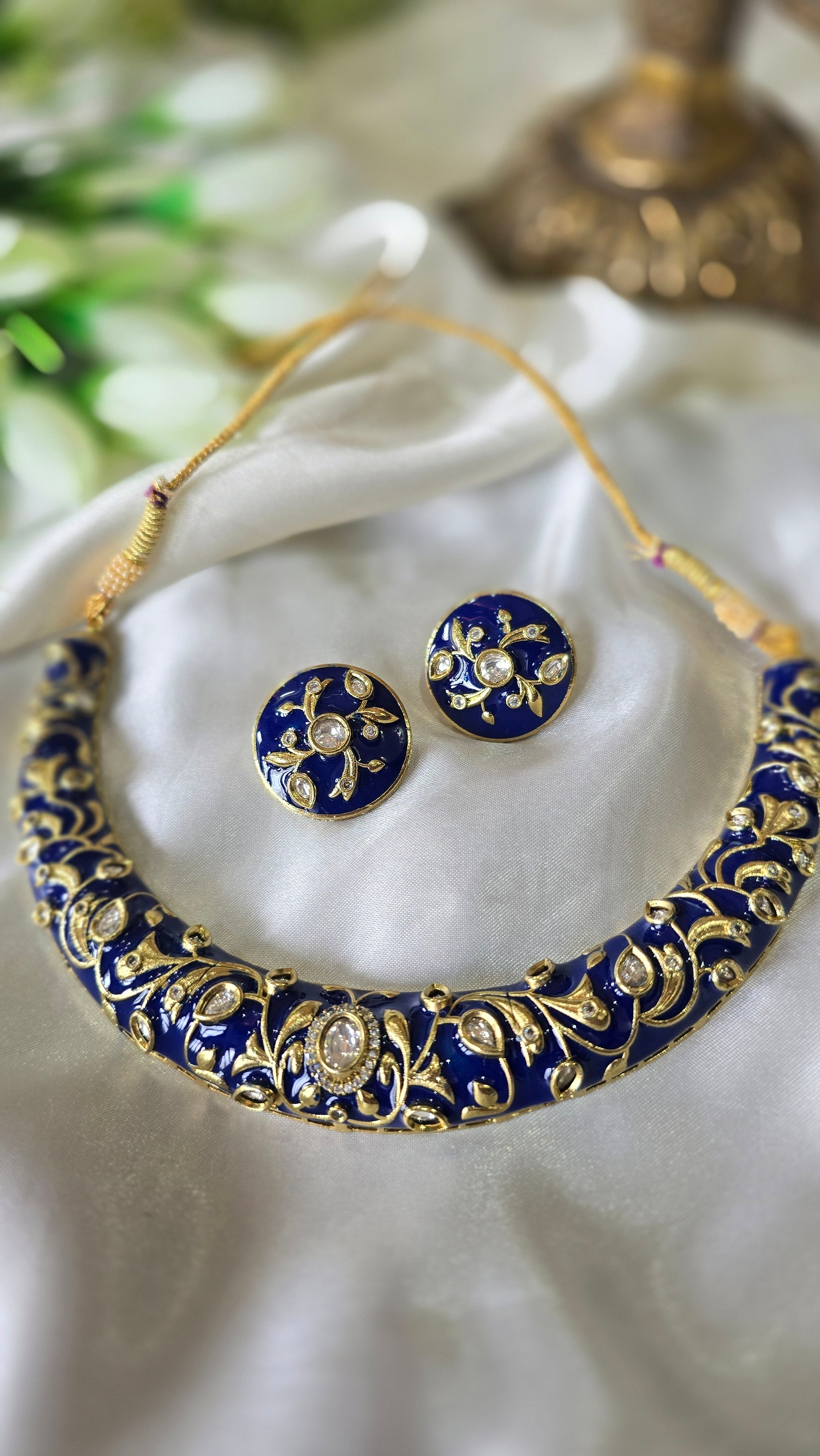 Meenakari Hasli Necklace Set with Matching Studs