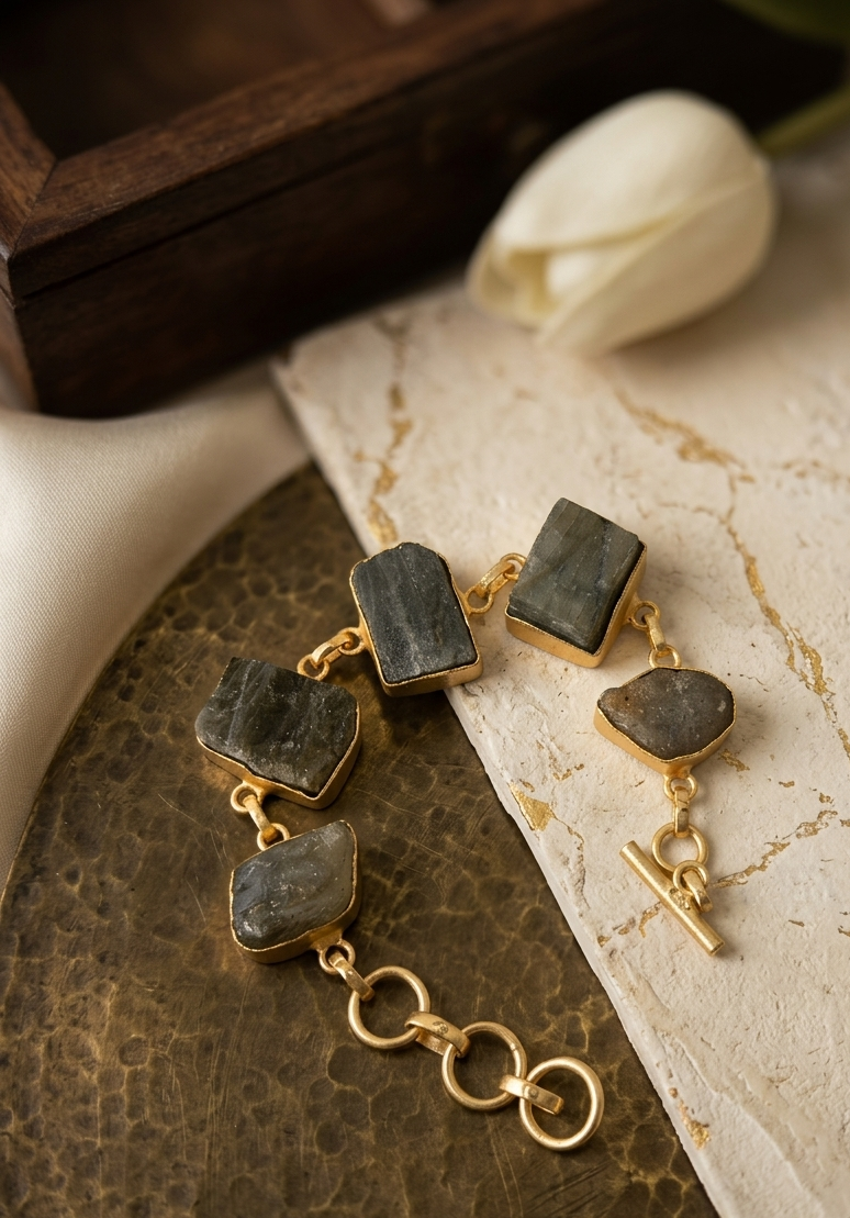 Raw Labradorite Gold Toggle Bracelet – Natural Rough Slice Stone Jewelry