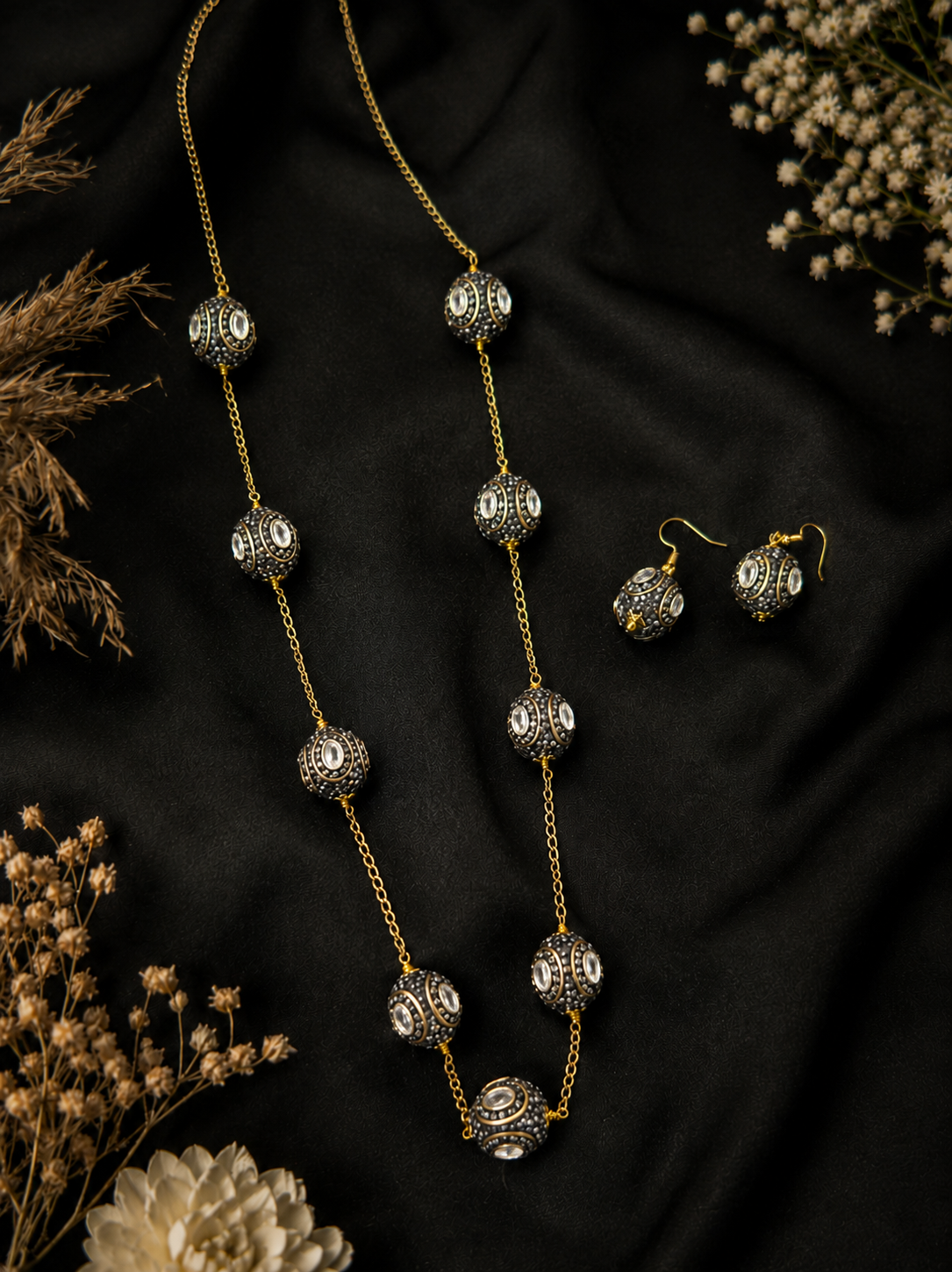 Heritage Mala Necklace & Drop Earring