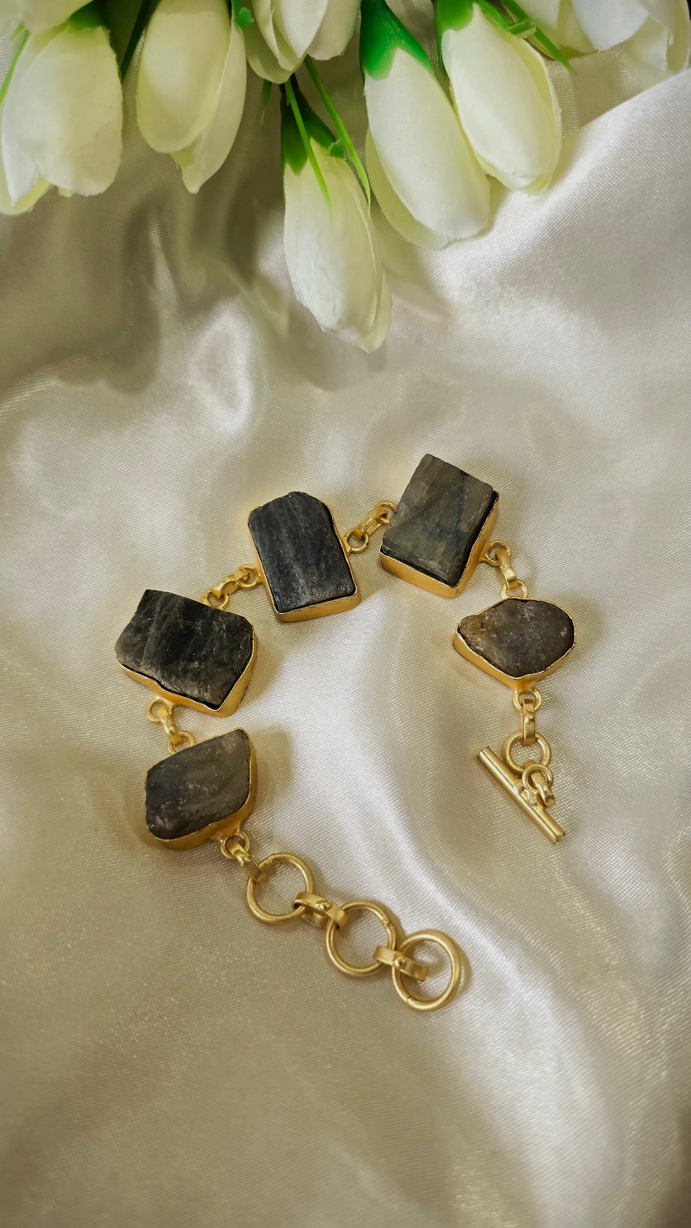 Raw Labradorite Gold Toggle Bracelet – Natural Rough Slice Stone Jewelry