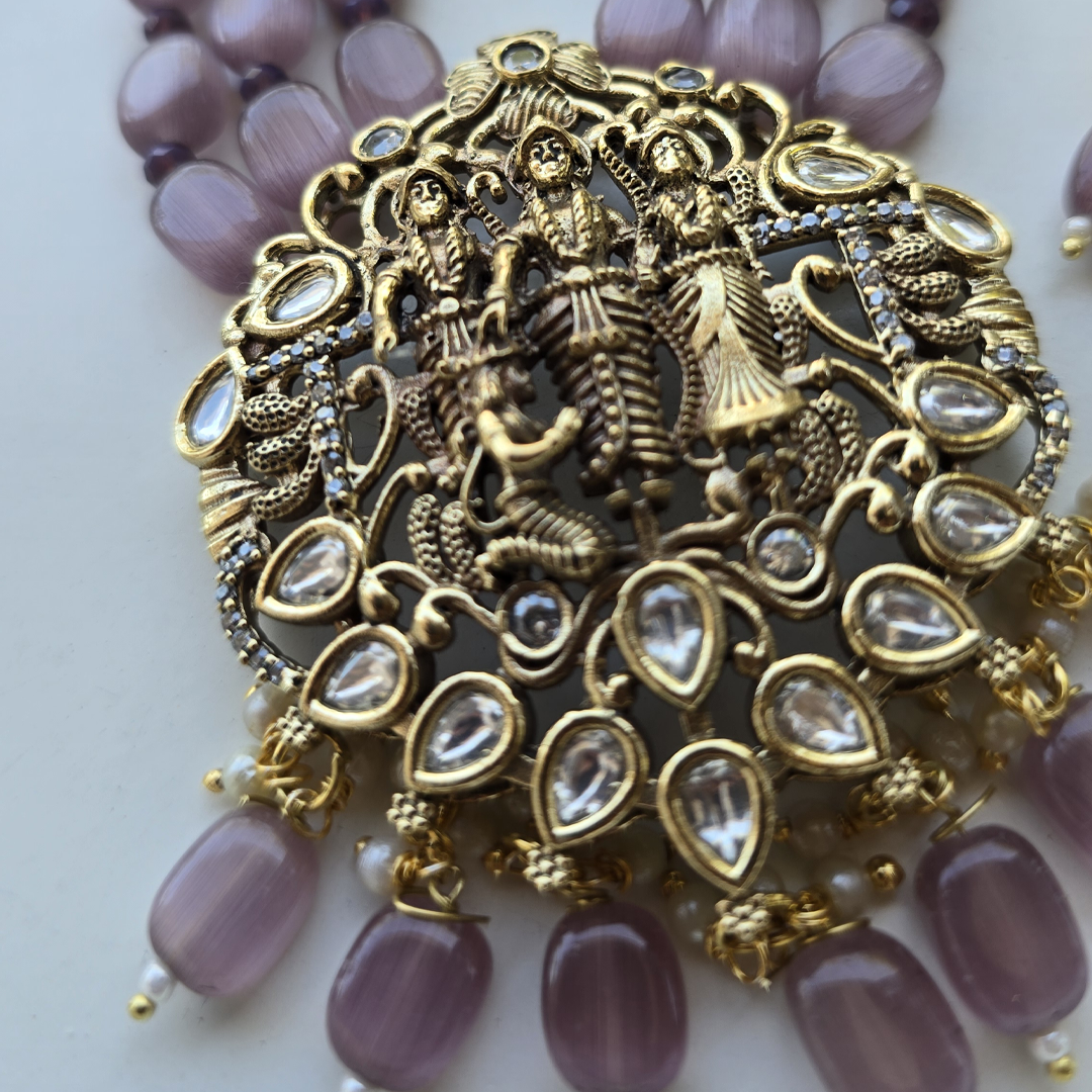 Ram Darbaar engraved neckpiece