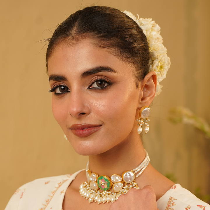 The Sunehri Bloom: Baroque Pearl Choker and Drop Earring Set